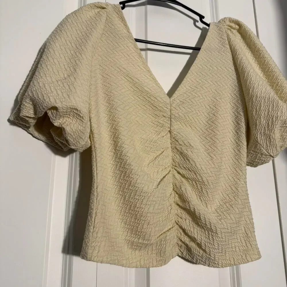 Free People Cream Puff Sleeve Textured Blouse in size XS